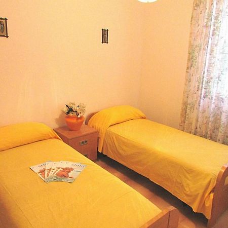 Azzurro Apartment Бибионе Екстериор снимка