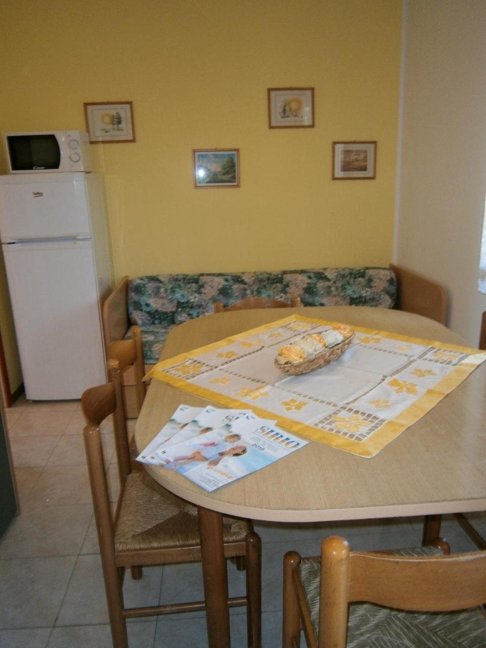 Azzurro Apartment Бибионе Екстериор снимка
