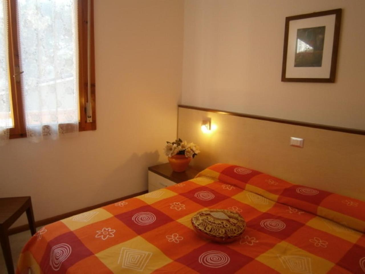 Azzurro Apartment Бибионе Екстериор снимка