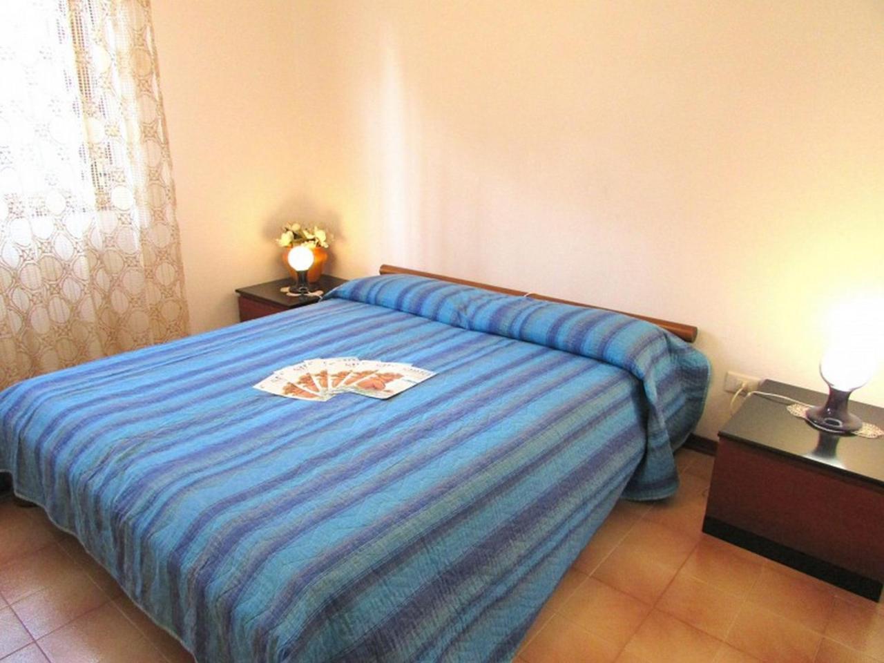 Azzurro Apartment Бибионе Екстериор снимка